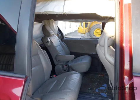 2016 Toyota Sienna Xle 8 Passenger из США, поврежденный, VIN 5TDYK3DC5GS716144
